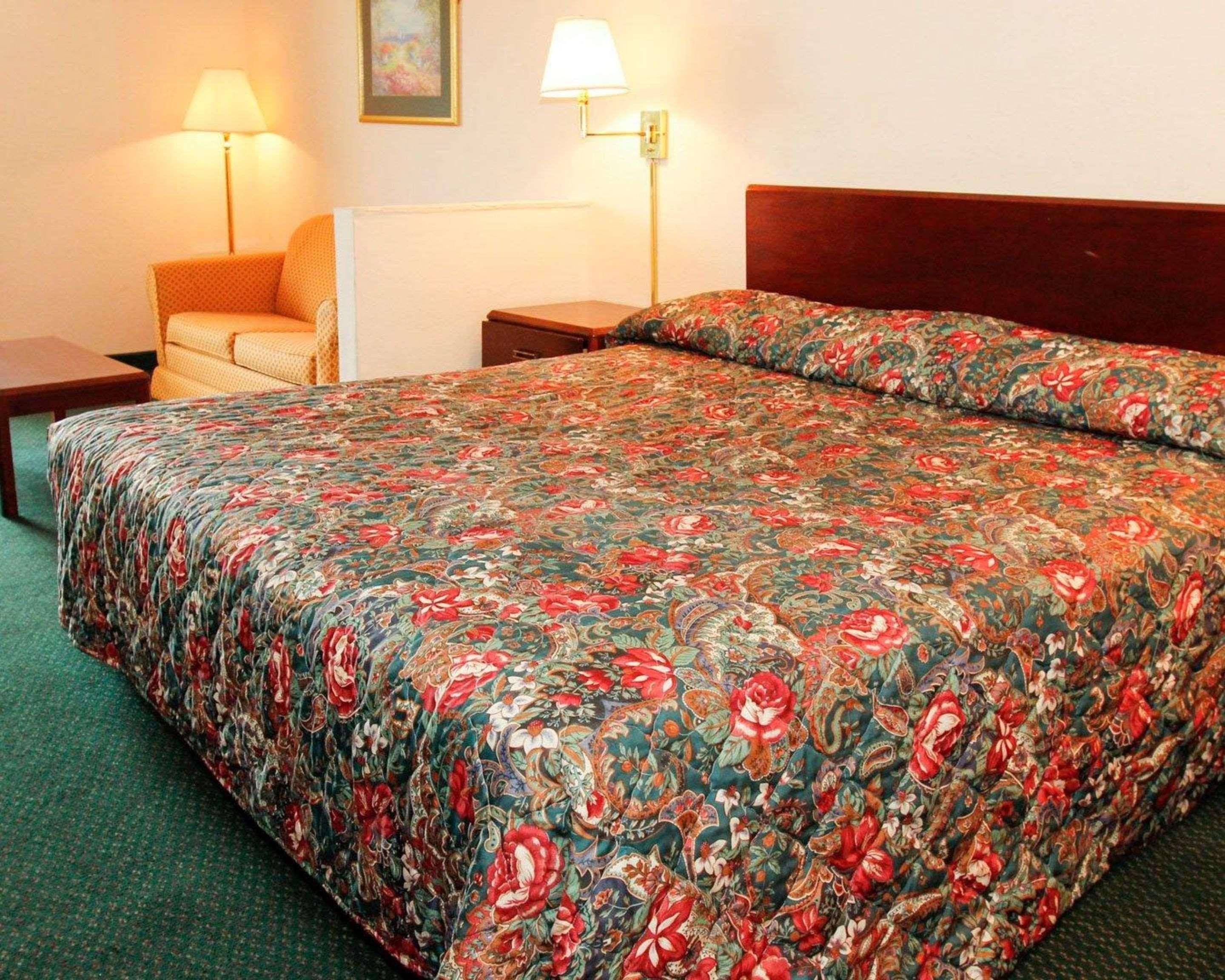 Rodeway Inn Greenwood Extérieur photo