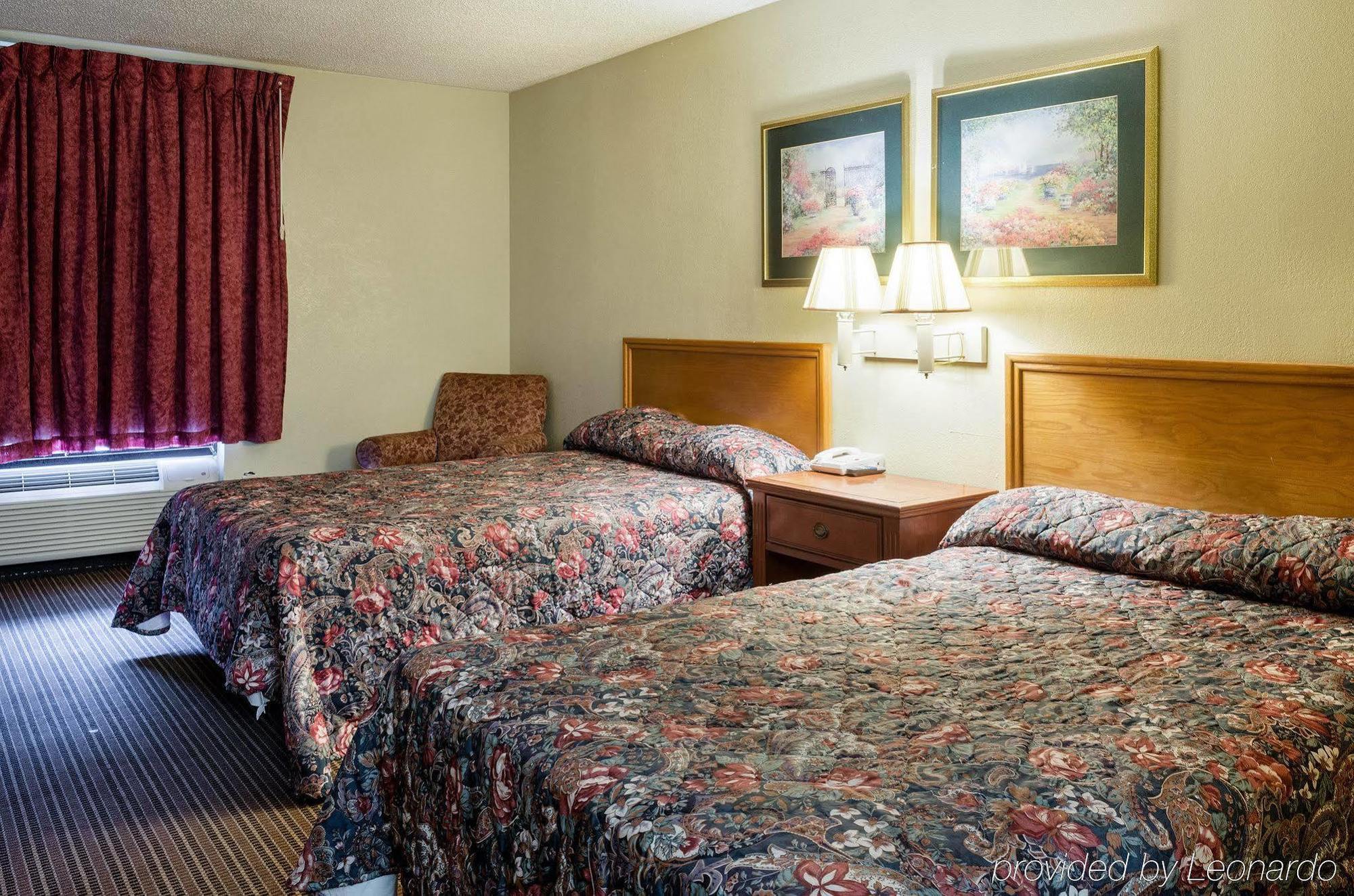 Rodeway Inn Greenwood Extérieur photo