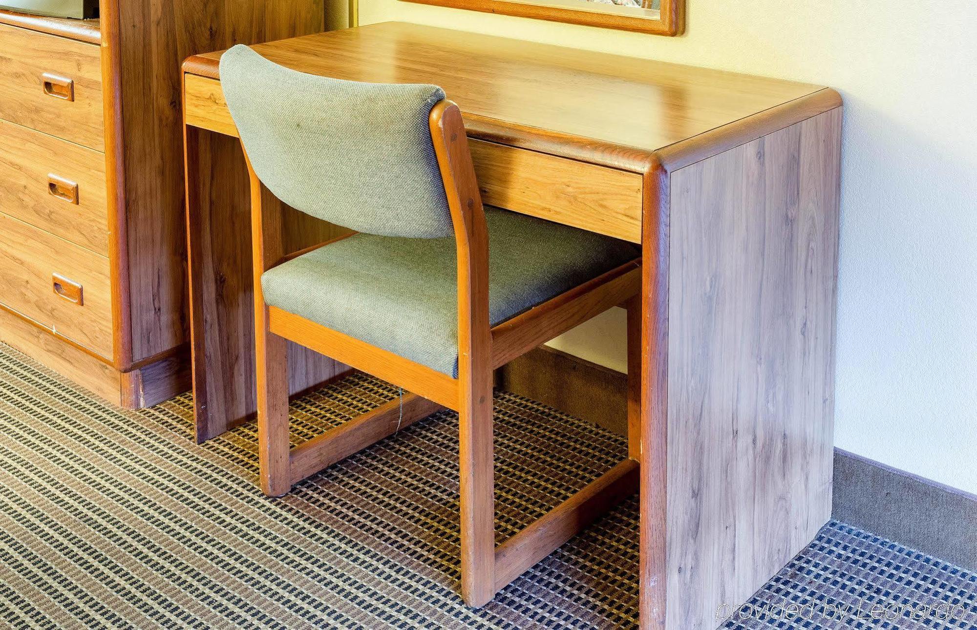 Rodeway Inn Greenwood Extérieur photo